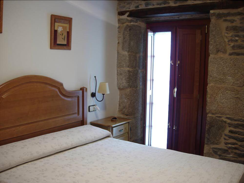 Hotel Caldelas Sacra-Pension Rustica 3 Estrellas Castro Caldelas Luaran gambar