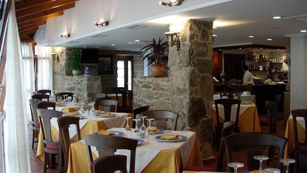 Hotel Caldelas Sacra-Pension Rustica 3 Estrellas Castro Caldelas Luaran gambar