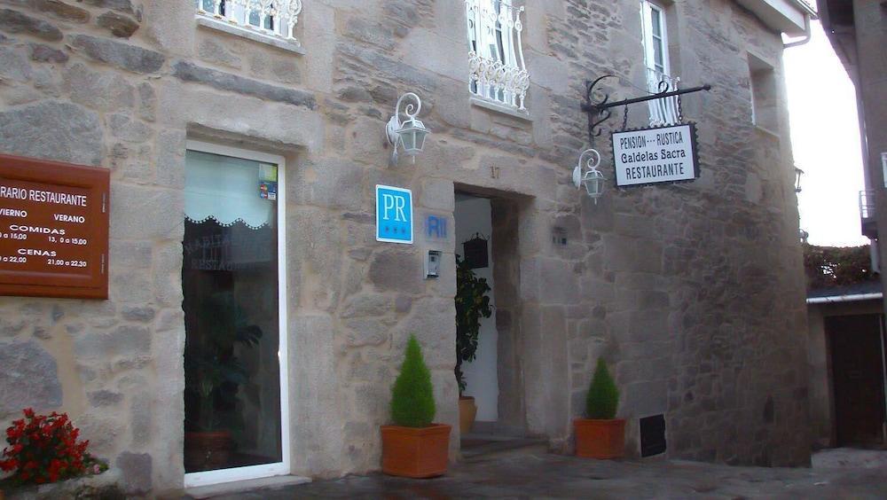 Hotel Caldelas Sacra-Pension Rustica 3 Estrellas Castro Caldelas Luaran gambar